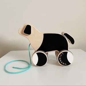 Lovevery wooden pull pup